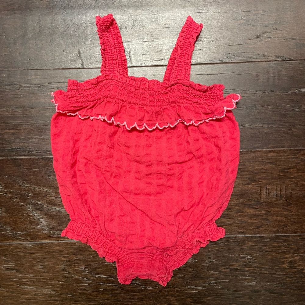 Old Navy Ruffled Baby Girl Romper 6-12 month